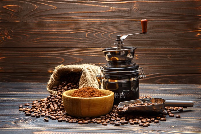 4K Coffee Mill and Fresh Ground Coffee Beans