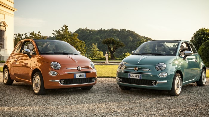 Two Fiat 500C Anniversario cars
