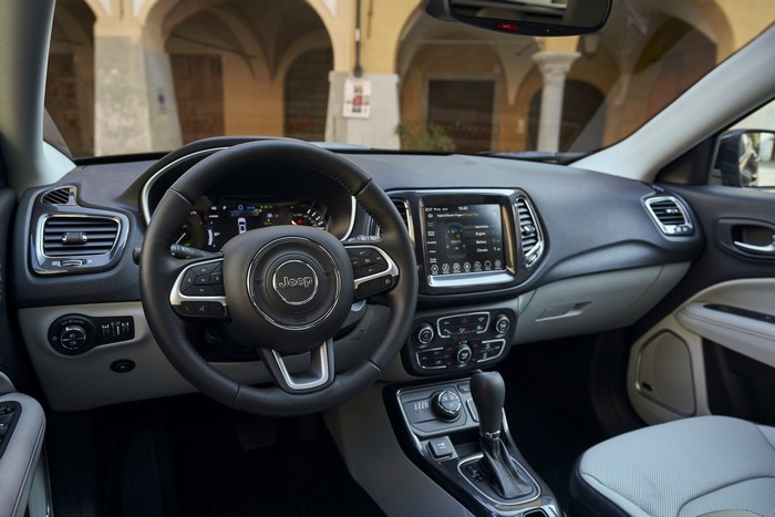 Jeep Compass Limited 4xe interior