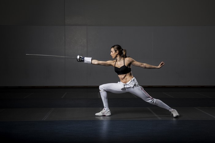 4K Fencing Athlete in Dynamic Pose