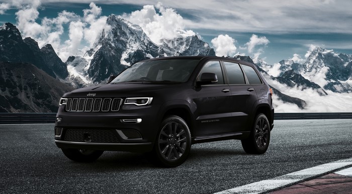 Black Jeep Grand Cherokee S EU-spec SUV in mountains