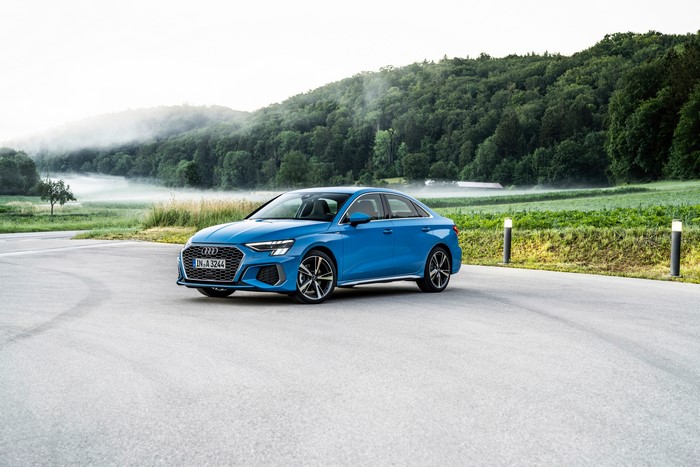 Audi A3 Sedan 35 TDI S line Worldwide