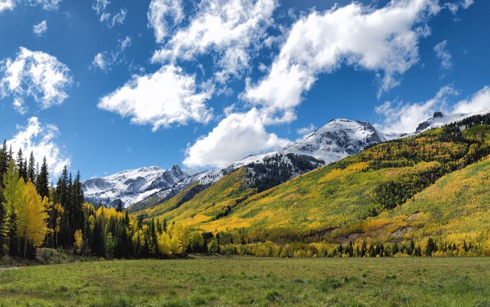 Autumn Aspen Mountains in Colorado