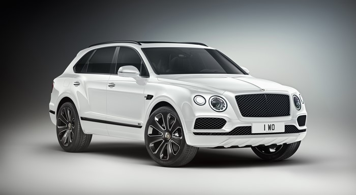 White Bentley Bentayga V8 Design Series 2019
