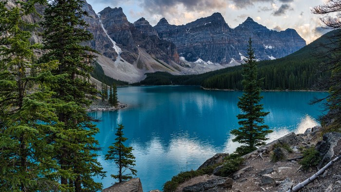 Moraine Lake, Banff National Park, Canada