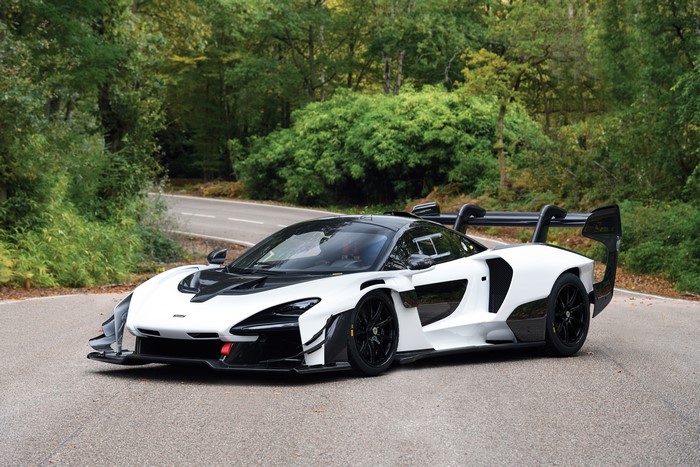 4K White McLaren Senna GTR