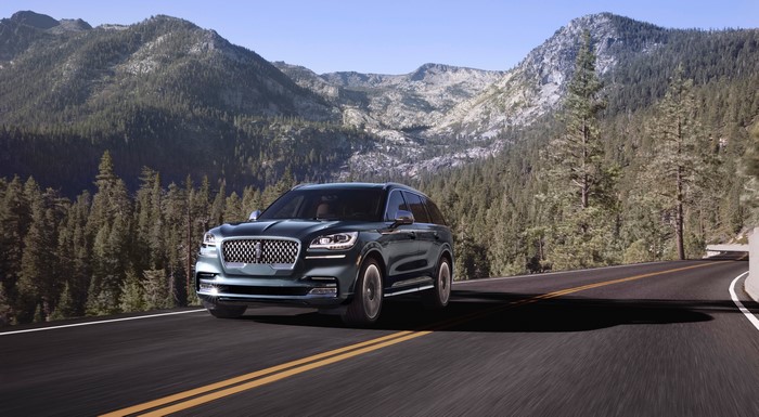 Lincoln Aviator SUV on a mountain road