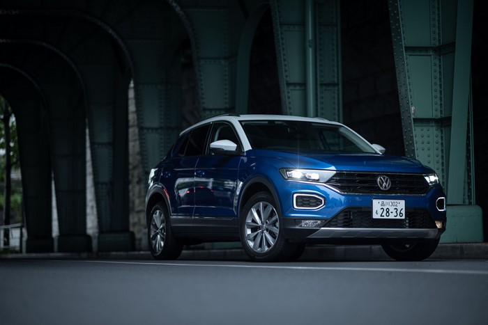 Blue 2020 Volkswagen T-Roc Metallic