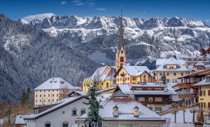 Santa Cristina Val Gardena Dolomites Italy Mountains Church Houses Alps