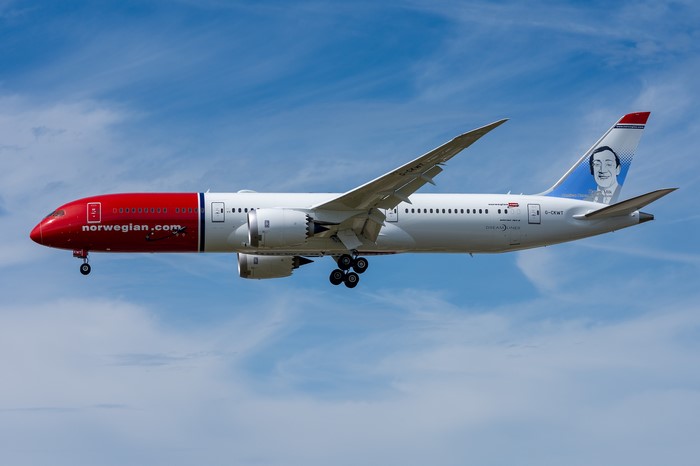 Norwegian Air Boeing 787-9 Dreamliner in flight