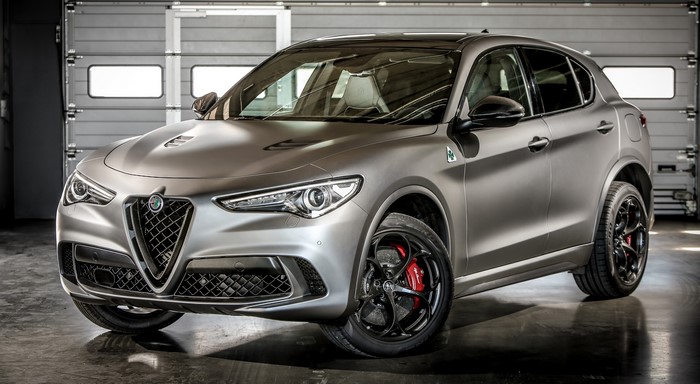 Alfa Romeo Stelvio Quadrifoglio NRING 2018 Grey Metallic