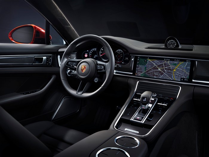 Porsche Panamera Turbo S (971) interior 2020