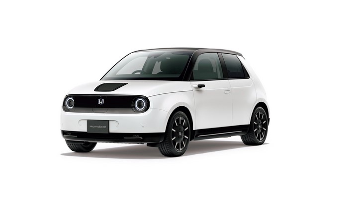 White Honda e JP-spec 2020