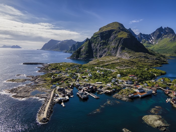4K Norway Lofoten Mountains from Above