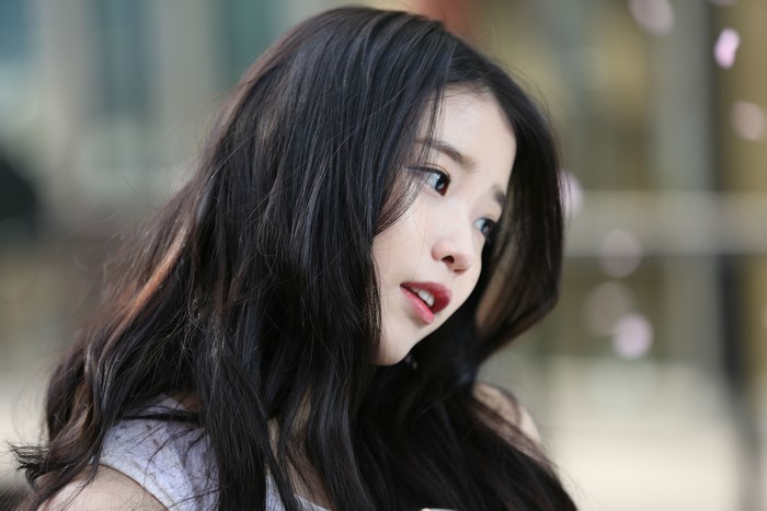 4K Portrait of Lee Ji-eun with Bokeh