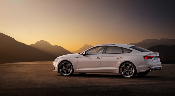 White Audi S5 Sportback TDI 2019