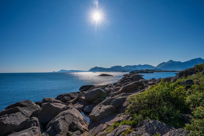 4K Norway Lofoten Coast Mountains Stones Sun
