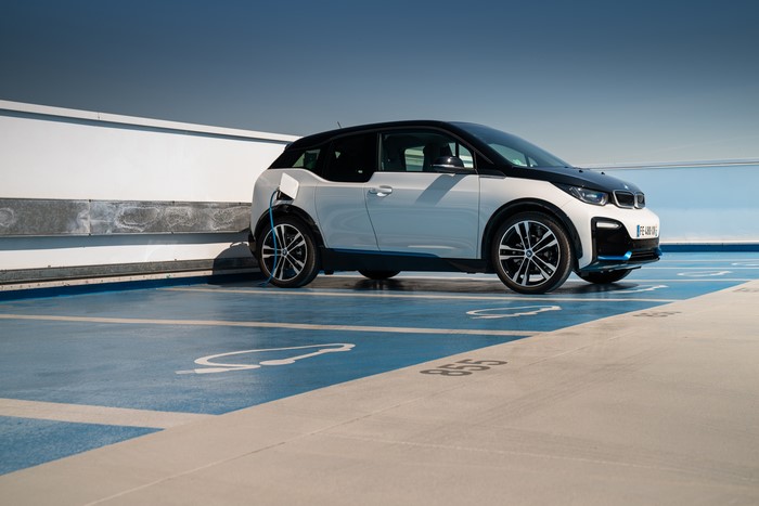 BMW i3s Edition WindMill parked and charging