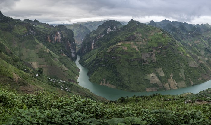 4K Ha Giang Vietnam Mountains River Canyon