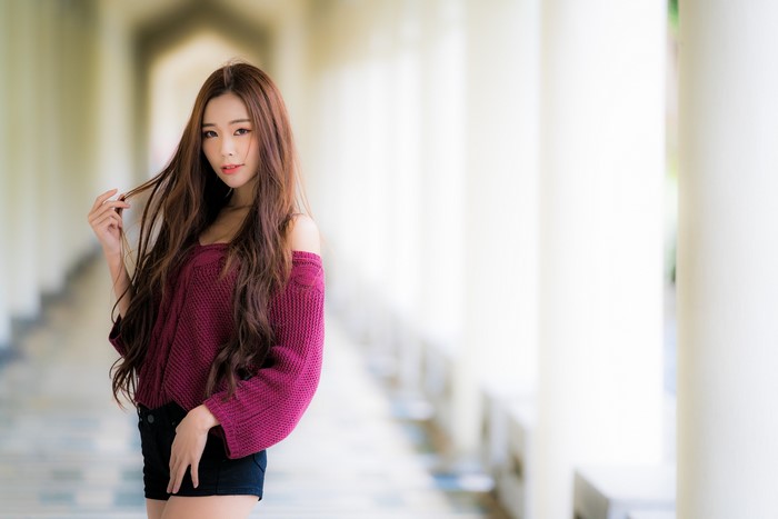 4K Asian Woman in Sweater with Bokeh Effect