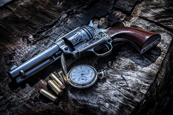 4K Vintage Revolver and Pocket Watch