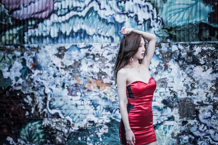 4K Asian Woman in Red Dress Pose
