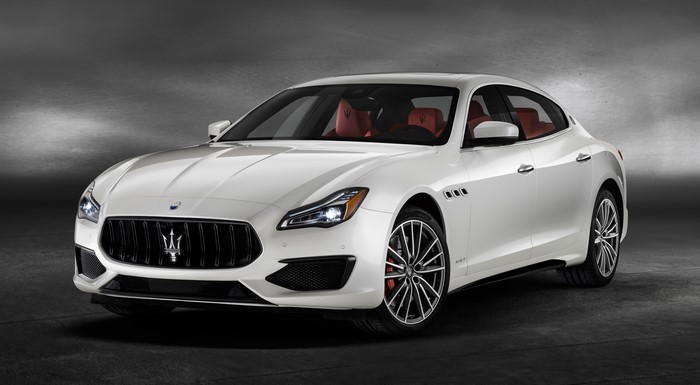 2018 Maserati Quattroporte GTS GranSport Sedan