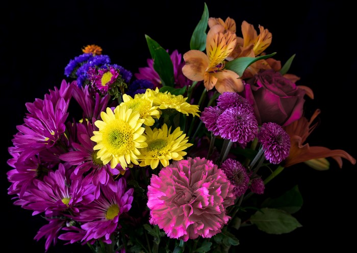 Colorful Bouquet with Roses and Chrysanthemums