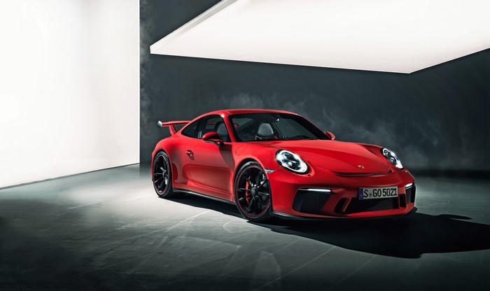 Red Porsche 911 GT3