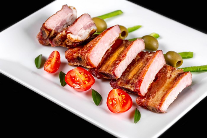 Ribs with Tomatoes and Olives