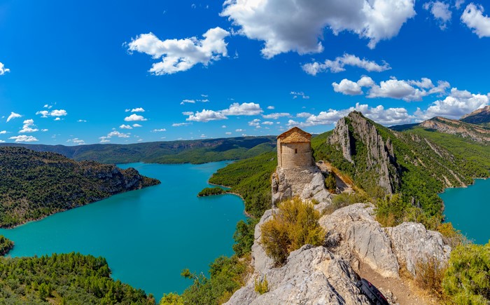 4K Pertusa Spain River Crag Hill