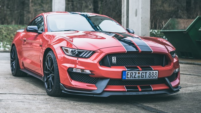 Red Shelby Mustang GT350 with Black Stripes in 4K