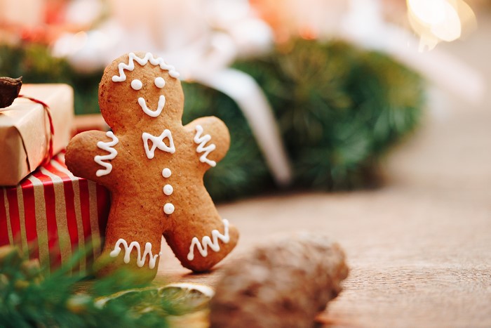 4K Christmas gingerbread cookie with gifts and pine