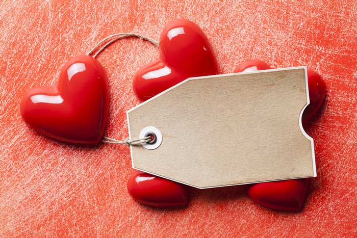 Valentine's Day hearts with blank tag