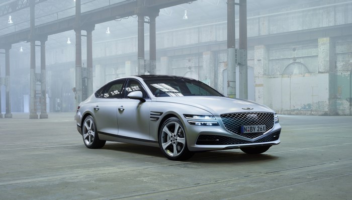 2020 Genesis G80 3.5T AWD in a warehouse