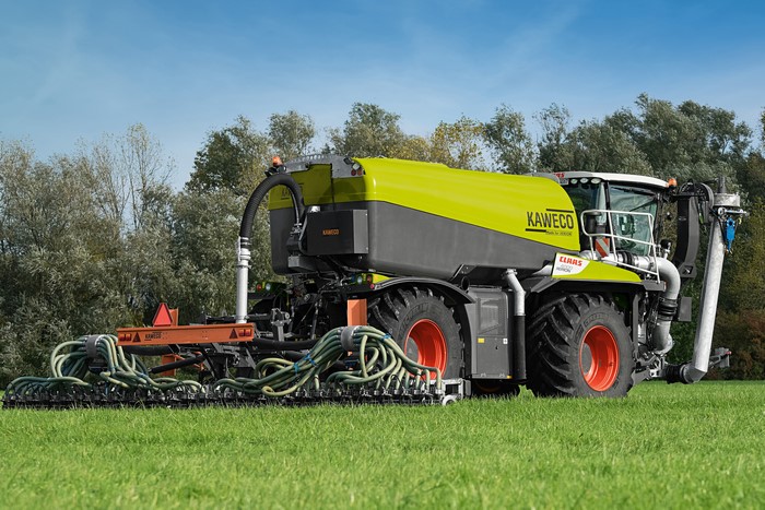 4K 2014-20 Claas Xerion 4000 Saddle Trac Agricultural Machinery