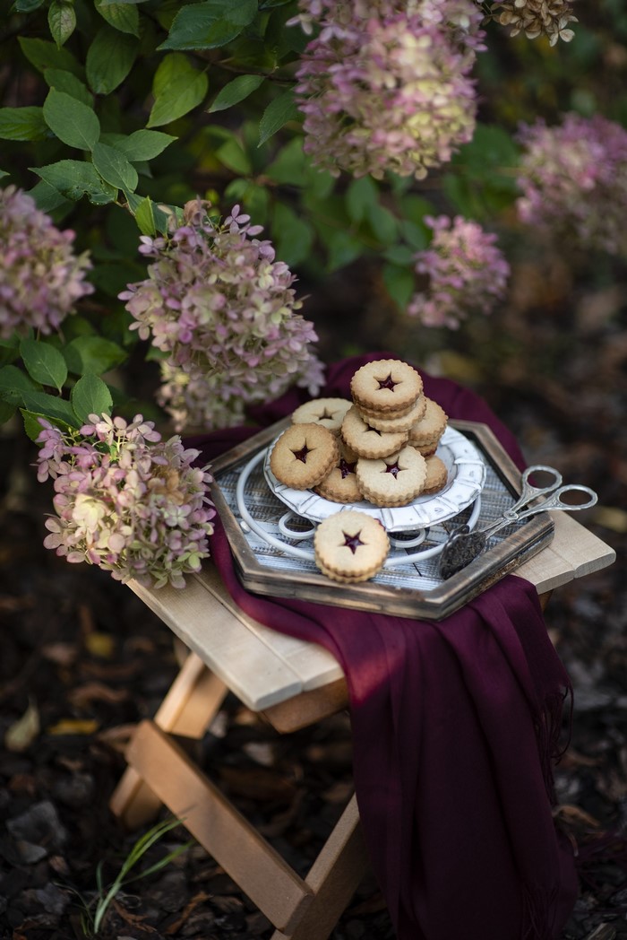 Cookies on a tray with hydrangeas