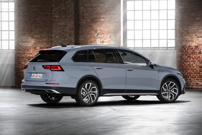 Volkswagen Golf Alltrack Estate Car