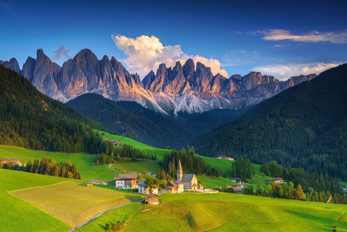 4K Scenic View of Santa Maddalena Alta Alps