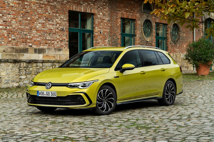 Volkswagen Golf 2.0 TDI R-Line Variant Estate car