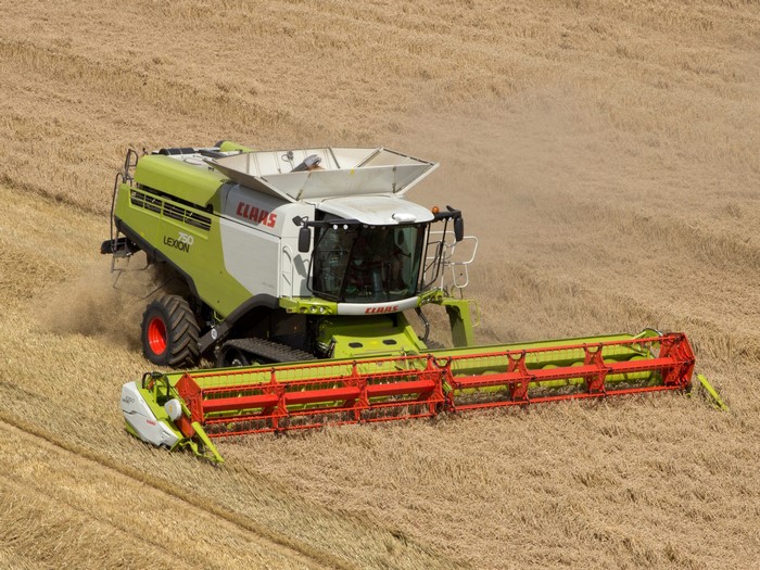 Claas Lexion 750 combine harvester in a field