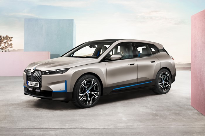 2021 BMW iX Crossover