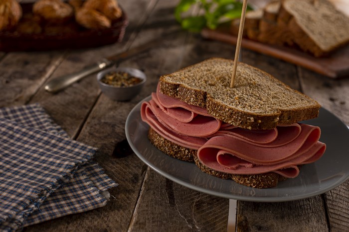 Sandwich with ham on whole wheat bread