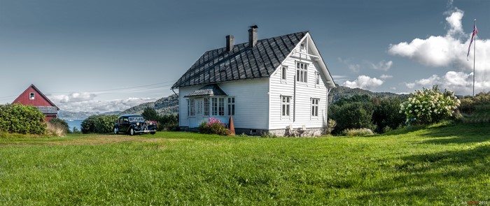 Reksteren, Norway Houses with Vintage Car