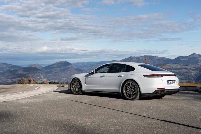 White Porsche Panamera Turbo S E-Hybrid on Mountain Road