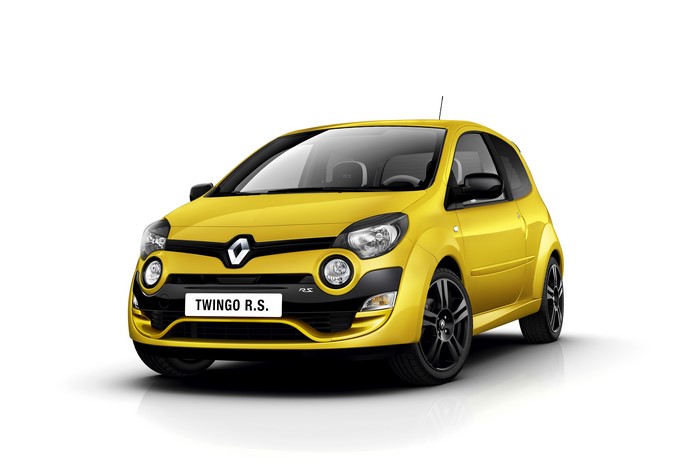 Yellow Renault Twingo R.S. 4K