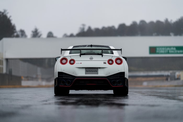 4K White Nissan GT-R R35 Nismo 2019 Back View