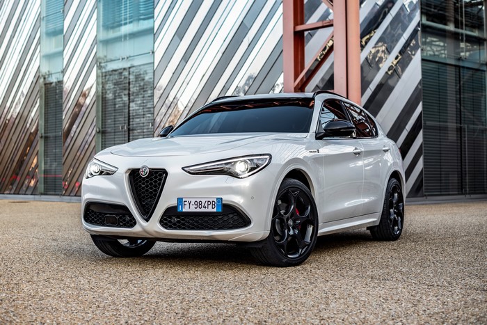White Alfa Romeo Stelvio Veloce Ti Crossover
