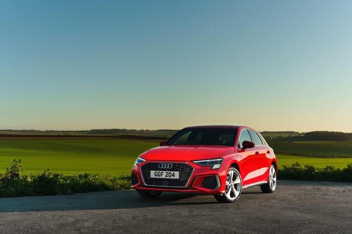 Audi A3 Sportback 40 TFSI e S line UK-spec Red