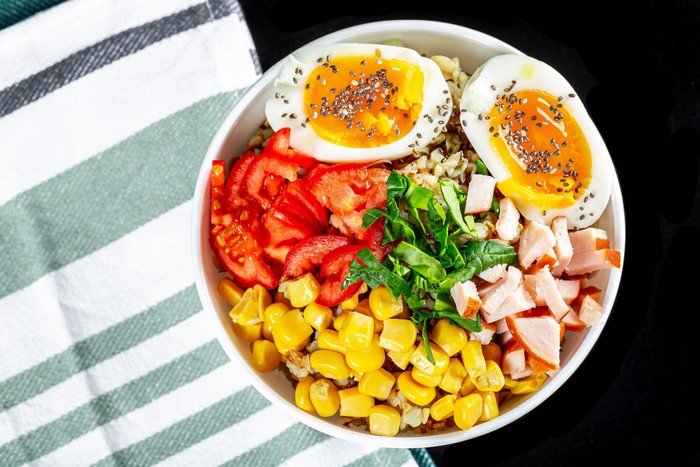 4K Bowl with Eggs, Ham, Tomatoes, and Corn